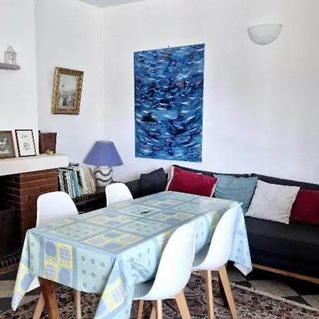 Maison Avec Animaux Admis - 7 Pers. Proche - Fr-1-879-12 Дом отдыха Фура
